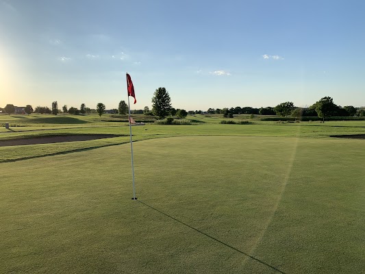Redfield Golf Course — Eugene, MO