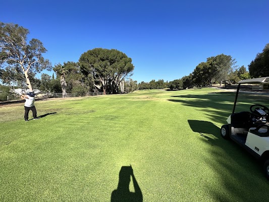 Knollwood Country Club — Granada Hills, CA